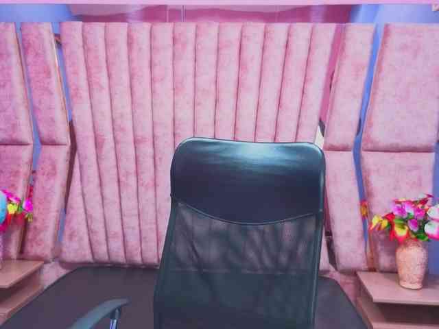 SarahSweett webcam