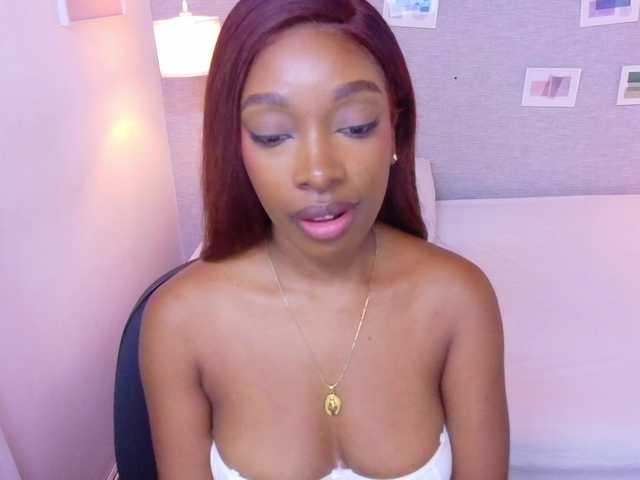 shamira-moore's BongaCams show and profile