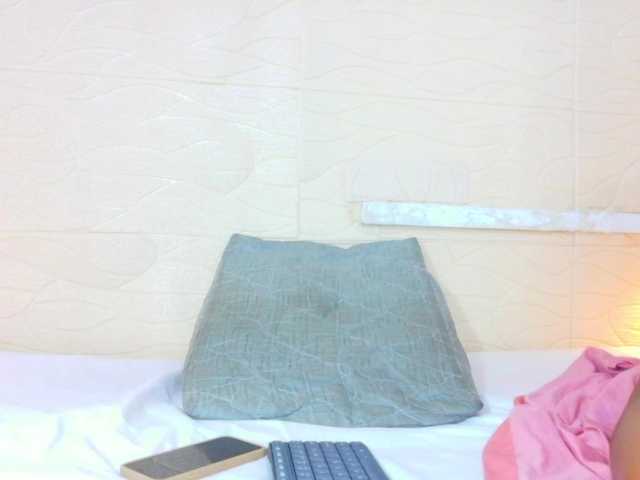 shamira-moore's BongaCams show and profile