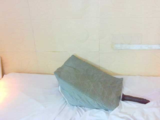 le modèle shamira-moore est en webcam porno dans un show sur le site bongacams, il possède les tags suivants: Ebony,Brunette,Shaved