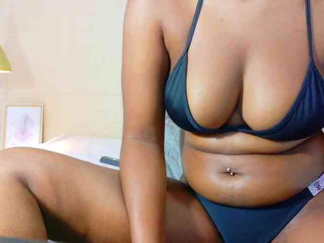 shamira-moore webcam