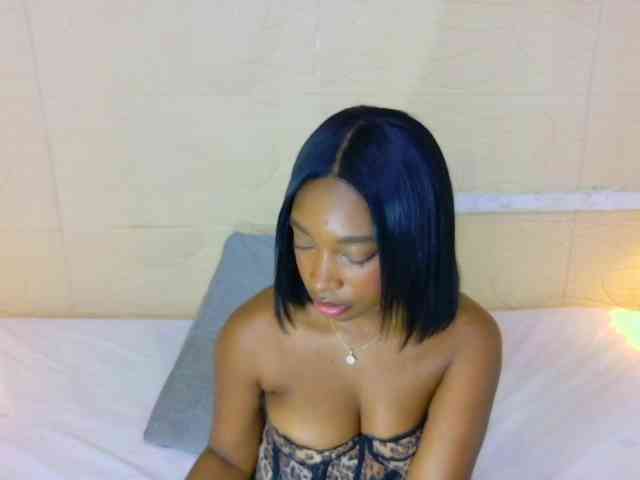 shamira-moore webcam