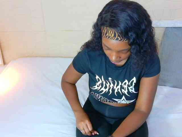 shamira-moore webcam