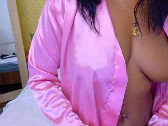 shamira-moore webcam