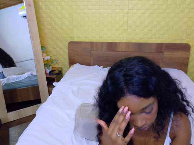 shamira-moore webcam