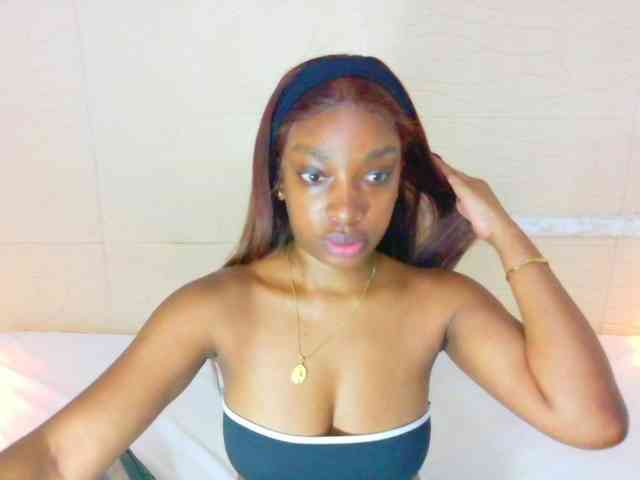 shamira-moore webcam