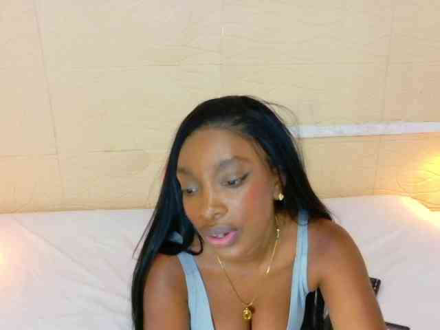 shamira-moore webcam