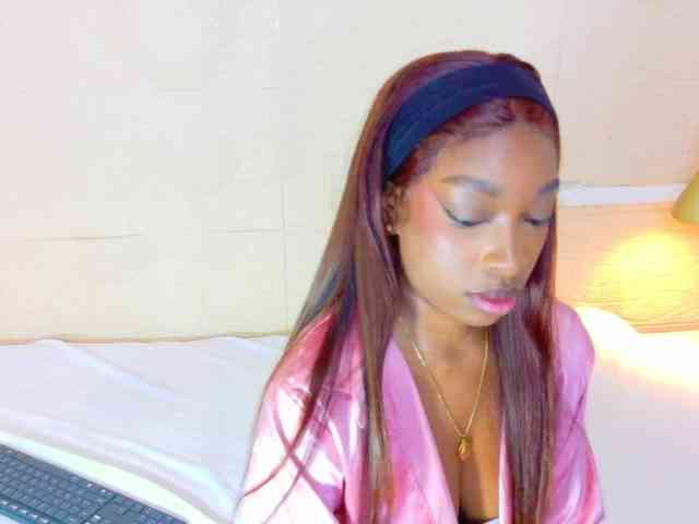 shamira-moore webcam