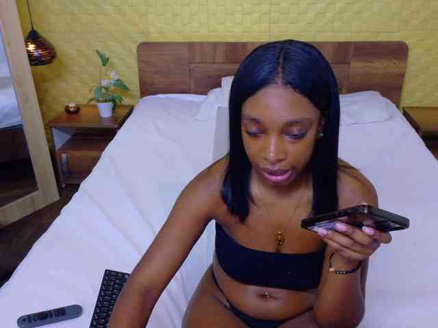 shamira-moore webcam