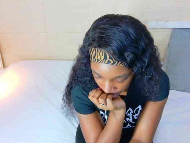 shamira-moore webcam