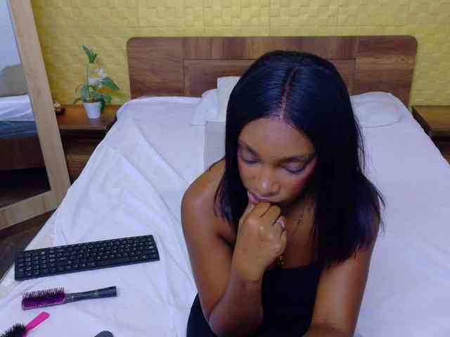 shamira-moore webcam