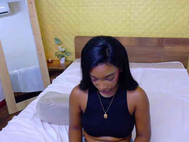 shamira-moore webcam