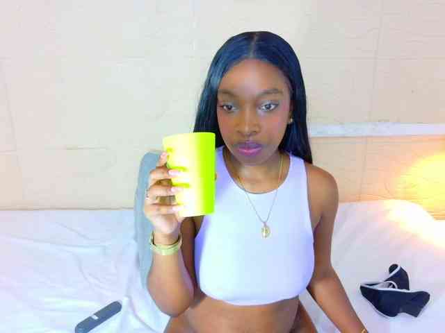 shamira-moore webcam