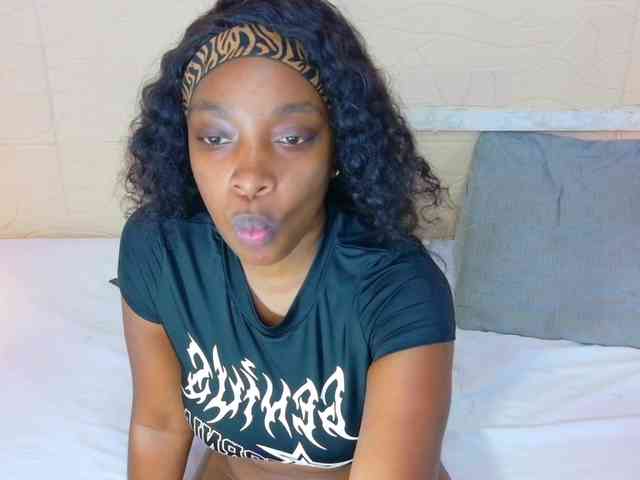 shamira-moore webcam