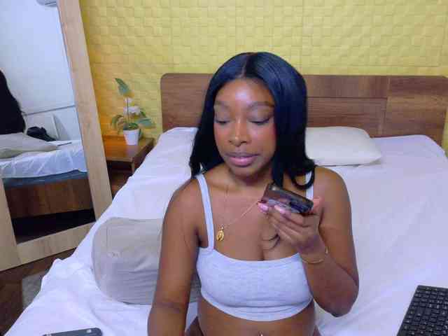 shamira-moore webcam
