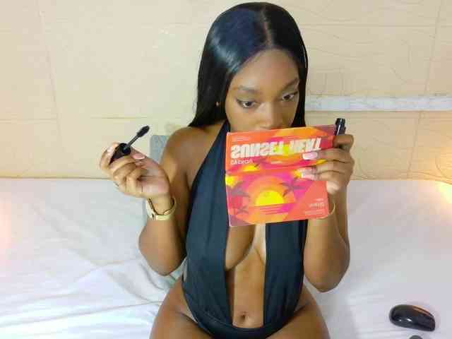 shamira-moore webcam