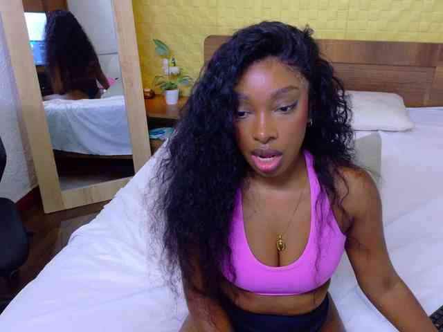 shamira-moore webcam