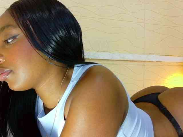 shamira-moore webcam