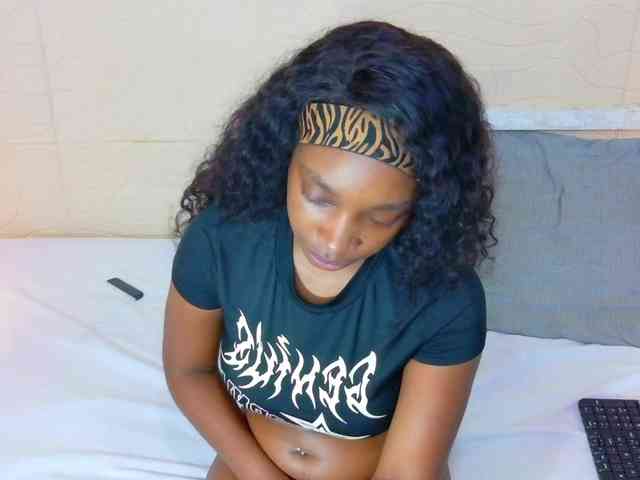 shamira-moore webcam