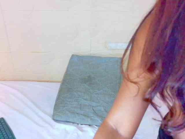 shamira-moore Live Webcam on BongaCams