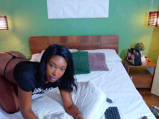shamira-moore webcam