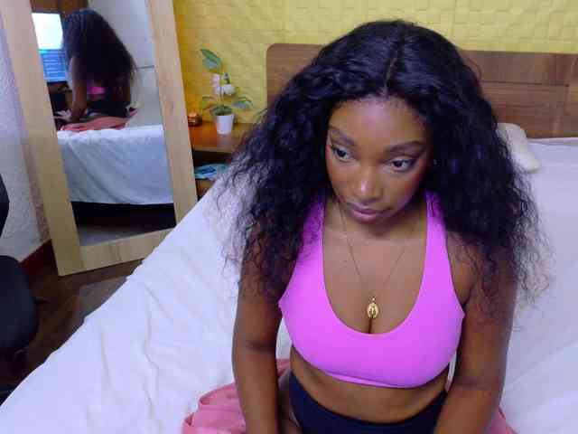 shamira-moore webcam