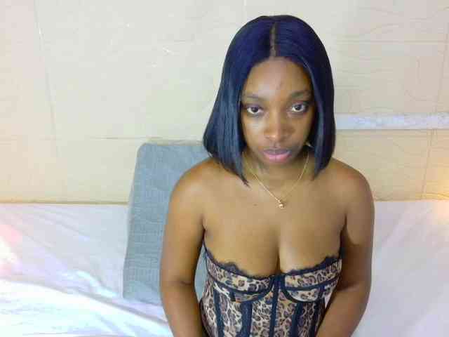 shamira-moore webcam