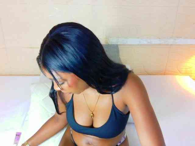 shamira-moore webcam