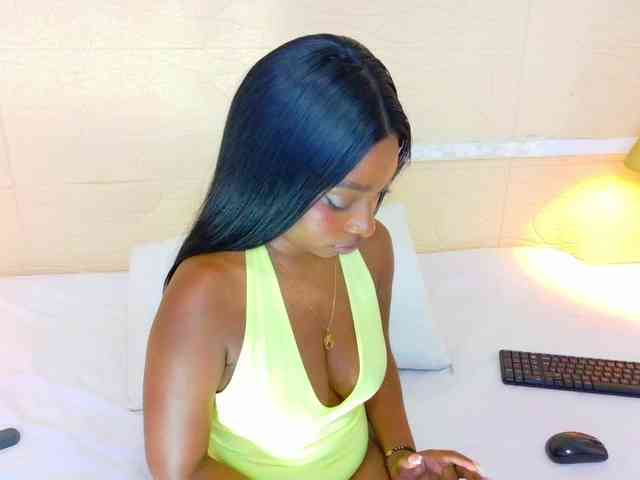 shamira-moore shamira-moore