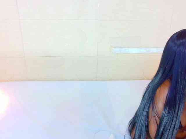 shamira-moore webcam