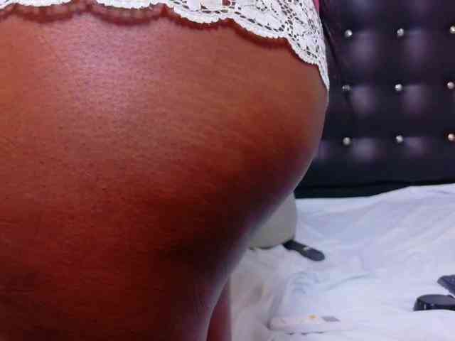 shamira-moore webcam