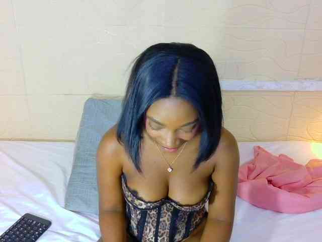 shamira-moore webcam