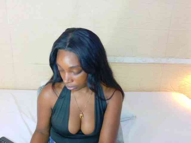 shamira-moore webcam