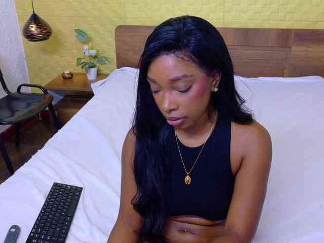 shamira-moore webcam