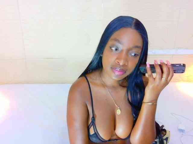 shamira-moore webcam