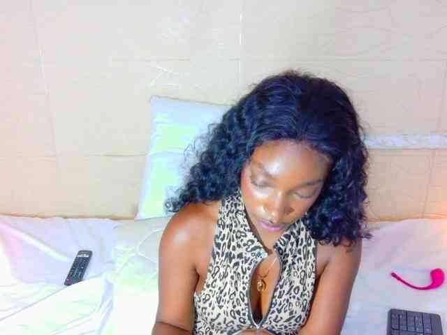 shamira-moore webcam