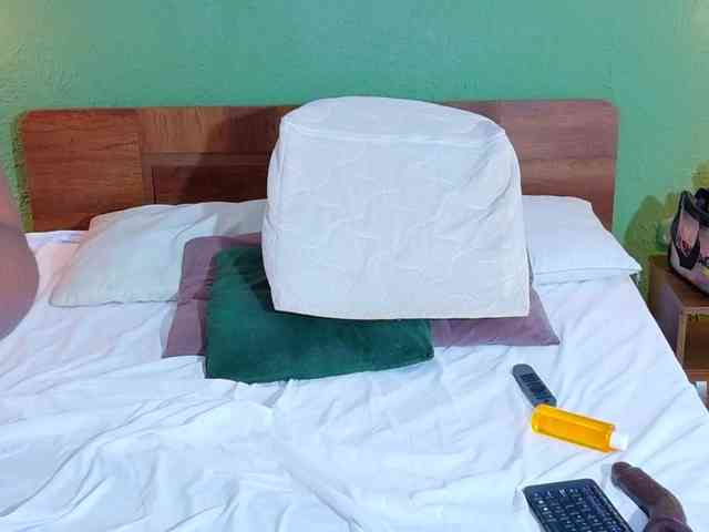 shamira-moore webcam