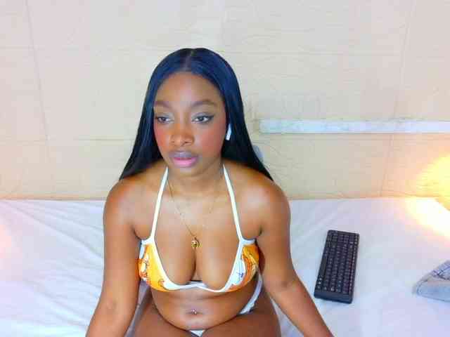 shamira-moore webcam