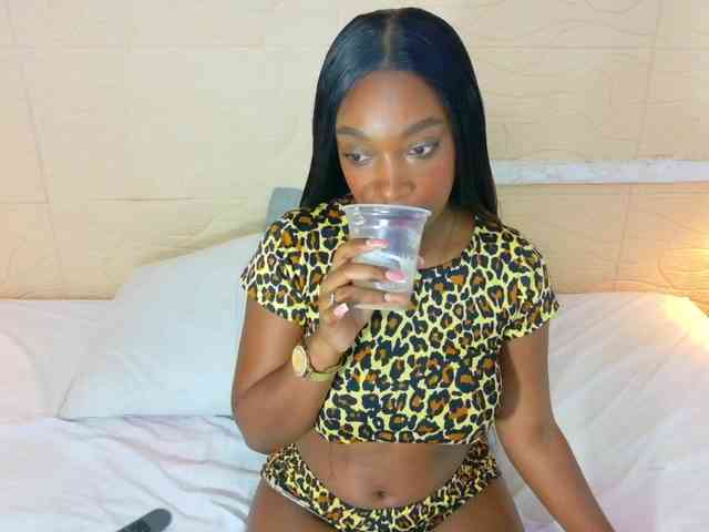 shamira-moore webcam