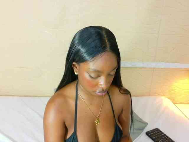 shamira-moore webcam