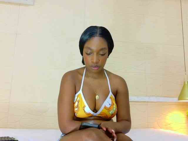 shamira-moore