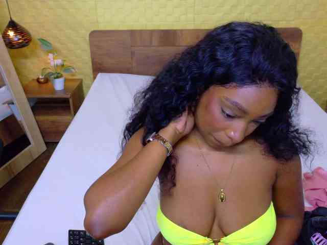 shamira-moore webcam