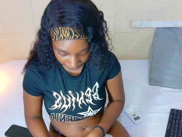 shamira-moore webcam