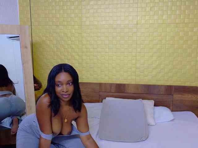 shamira-moore webcam