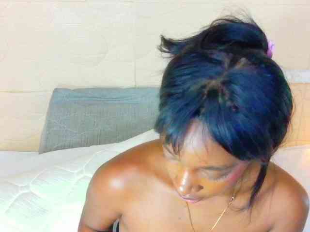 shamira-moore webcam