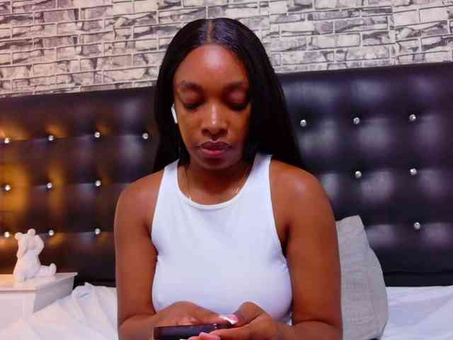 shamira-moore webcam