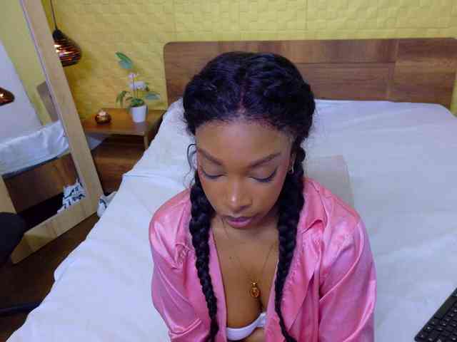 shamira-moore webcam