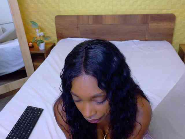 shamira-moore webcam