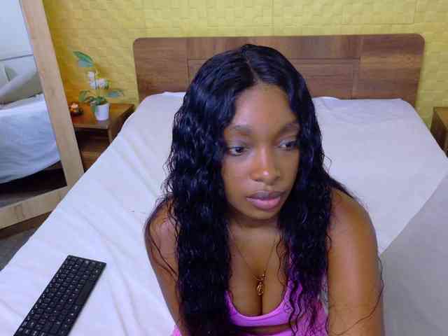 shamira-moore webcam