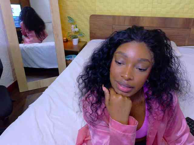 shamira-moore webcam